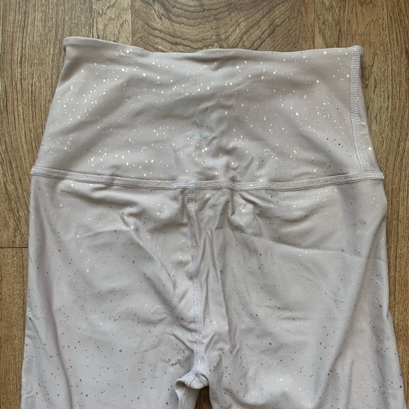 Beyond Yoga High Waisted Alloy Ombré Leggings - Picture 3 of 4